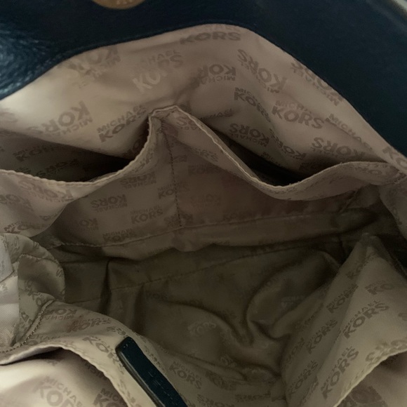 Michael Kors pebbled leather and gold accent purse - Picture 7 of 7